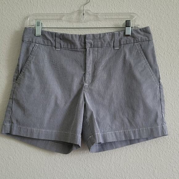 TOMMY HILFIGER Shorts Striped Chino 9" Rise 5" Inseam High Waisted Size 6 Navy - Picture 1 of 8